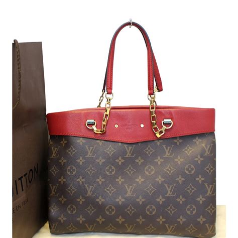 lv pallas clutch|louis vuitton pallas shopper.